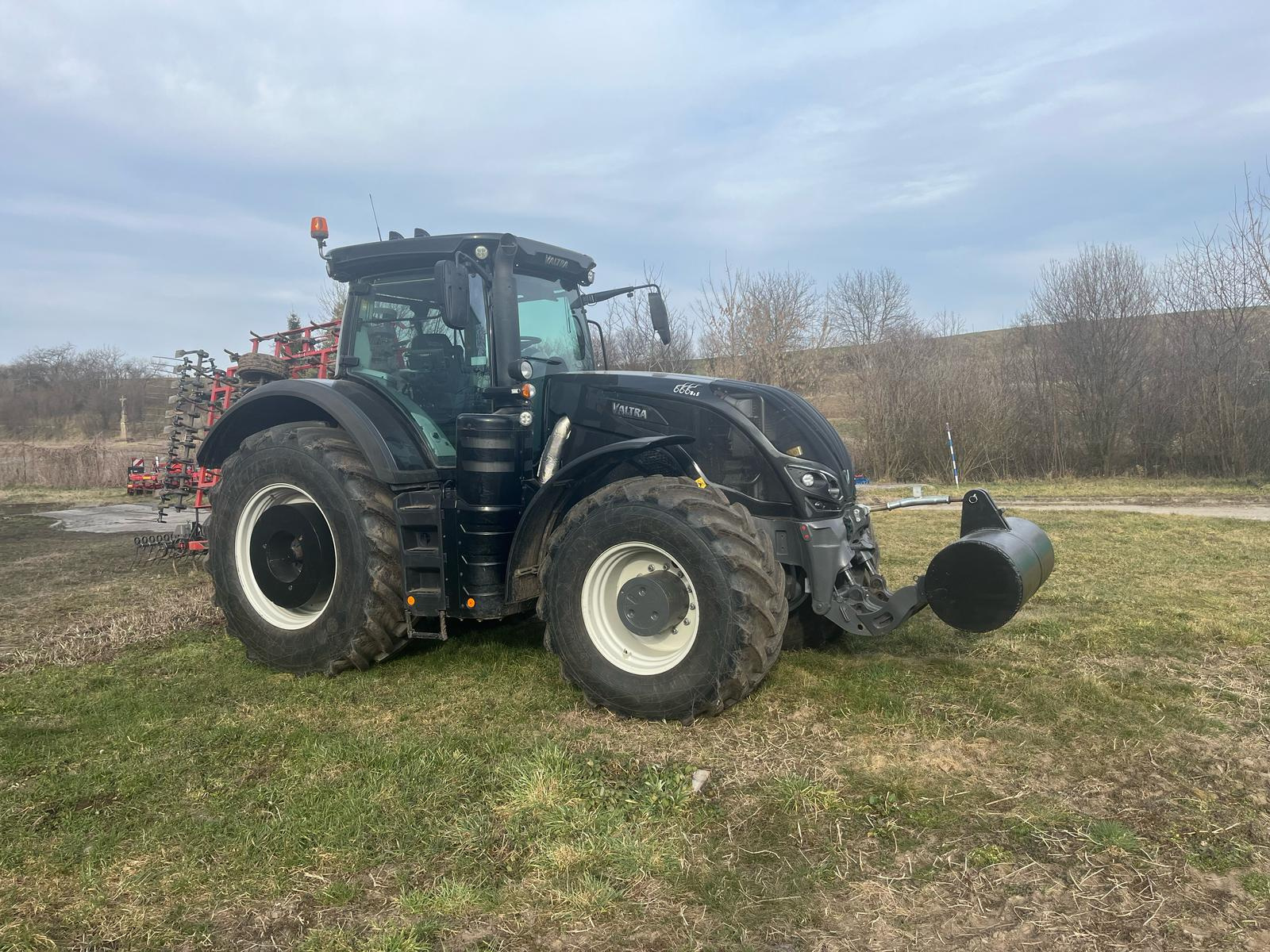 Valtra S394